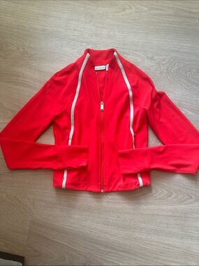 Athleta Red Zip-Front salutation crop Jacket with beige Trim